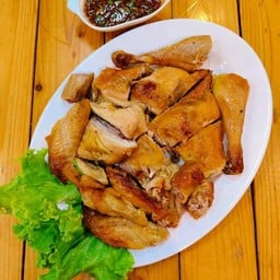 ไก่ย่างครึ่งตัว