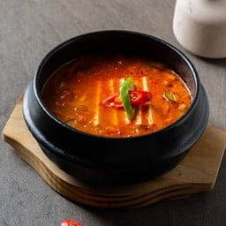 ซุปเต้าเจี้ยวเนื้อ