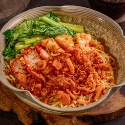 บะหมี่สดหมูแดงหมูกรอบ (น้ำพริกกากหมู)