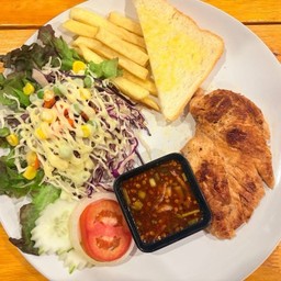 สเต็กไก่จิ้มแจ่ว