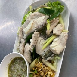 เนื้อปลากระพงลวกจิ้ม1