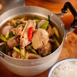 แกงไก่วุ้นเส้น