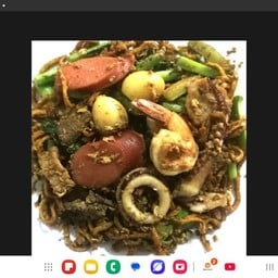 ราดหน้ายอดผักนายศักดิ์บ้านไผ่ สาขา 2 สายกลาง