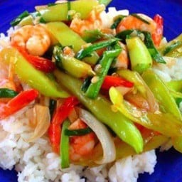 กุ้งผัดพริกอ่อน
