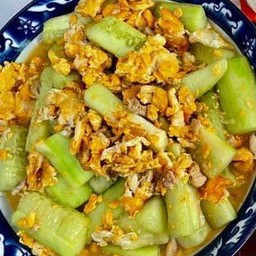 แตงผัดไข่หมูสับ ( กับข้าว )