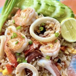 ข้าวผัดทะเลรวม