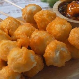 ลูกชิ้นเอ็นหมูชุปปแป้งทอด