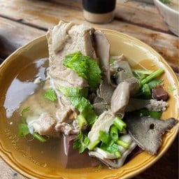 เกาเหลากระดูกหมู 