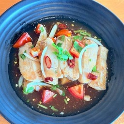 ยำแซ่บสเต็กไก่