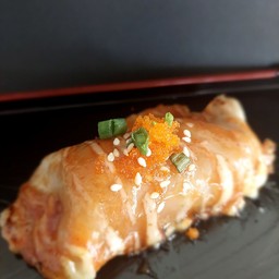 ซูชิหน้าสันนอกเบิร์นไฟ