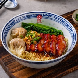 บะหมี่เกี๊ยวหมูแดง