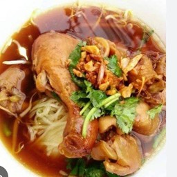 เตี๋ยวไก่ตุ๋น