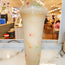 ยาคูลท์ปีโป้ปั่น