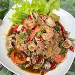 ตำเส้นเล็ก กุ้ง ปลาหมึก หอยแครง