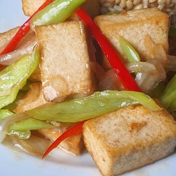 Tofu Sweet Pepper Rice  ข้าวเต้าหู้ผัดพริกหยวก