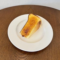 Brûlée Basque Cheesecake
