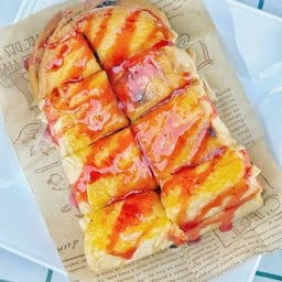 ข้าวยำไก่แซ่บ-ปังปิ้ง