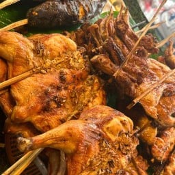 ไก่ย่างวิเชียรบุรี ต้นตำหรับแก่งคอย ตาลเดี่ยว