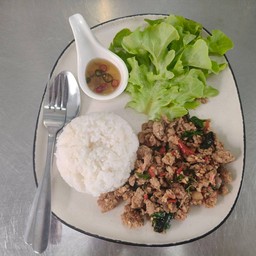 ข้าวกระเพราหมูสับ