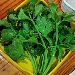 ขึ้นฉ่าย