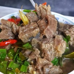 ต้มแซ่บเนื้อ