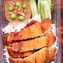 ข้าวปลาทอด เดิมบาง