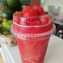 Chum Lin ( Smoothie & Pizza )