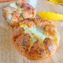 ปังกระเทียม