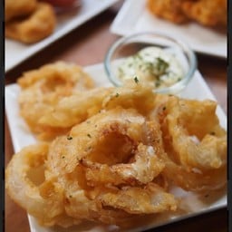 ปลาหมึกทอด กรอบๆ อร่อยมาก!!!
