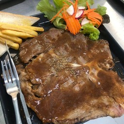 สเต็กเนื้อทีโบน