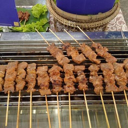 เนื้อโคขุนย่างพร้อมน้ำจิ้ม