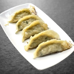 GRILLED GYOZA/เกี๊ยวซ่าย่าง