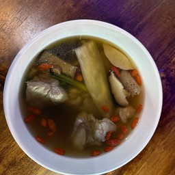 ต้มจืดเยื่อไผ่กระดูกหมู