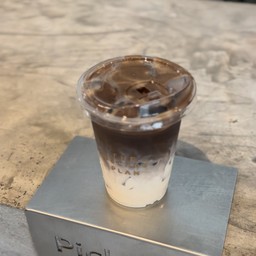 ICED HOJICHA LATTE