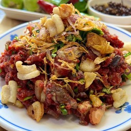 ลาบหมี่หมู