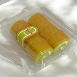 Pandan Swiss Roll
