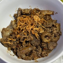 ลาบหมู ไส้ ตับ หอมเครื่องเทศ แบบเหนือๆ