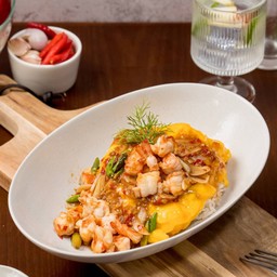 ข้าวไข่ข้นกุ้งสับผัดพริกขี้หนูสวน