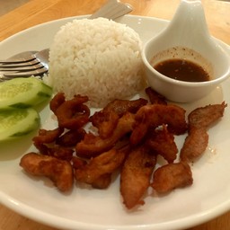 ข้าวหมูแดดเดี่ยวทอด