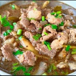 ต้มแซ่บหมู