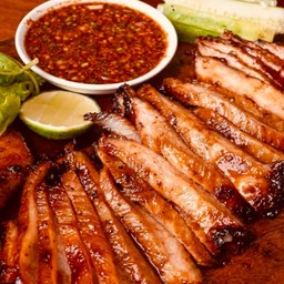 คอหมูย่าง