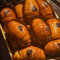 Red bean salt bread