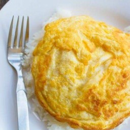 ข้าวไข่เจียวไก่