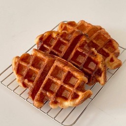 1แถม1!! ครอฟเฟิลเคลือบน้ำตาลคาราเมล