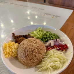 ข้าวคลุกกะปิ