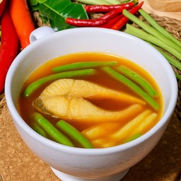 แกงส้มปลาทับทิม 216 kcal
