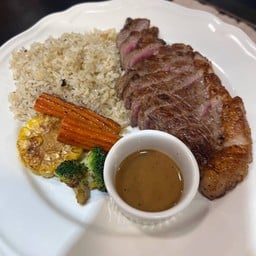 Local Beef ละไม เกาะสมุย