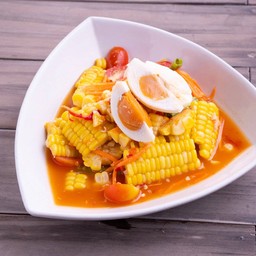 ตำข้าวโพดไข่เค็ม