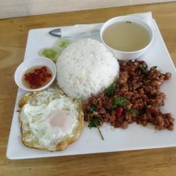 ข้าวกะเพราหมู