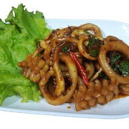 ปลาหมึกผัดซอส